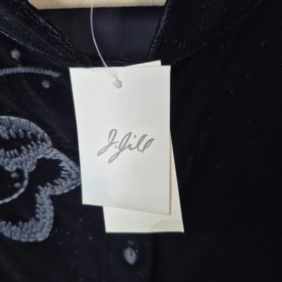 *SOLD* J Jill Top Womans 3X Black Velour Button Down Shirt Soft Embroidered - Picture 5 of 9